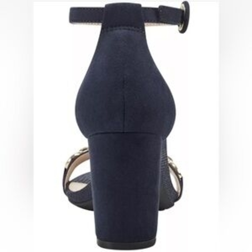 Bandolino Navy Heels with Gold Chain Accent - Picture 4 of 6
